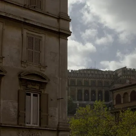 Daire Finestra Sui Musei Vaticani *